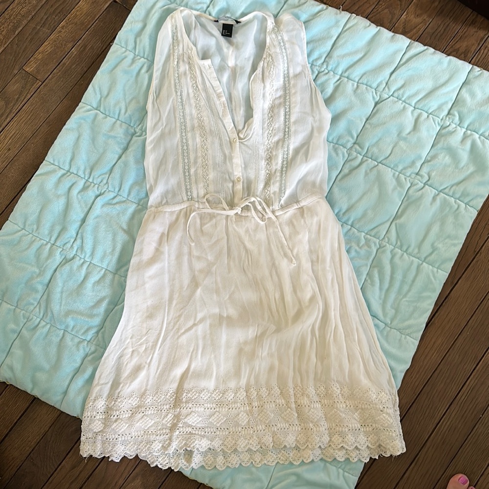 H&M White Sleeveless Dress